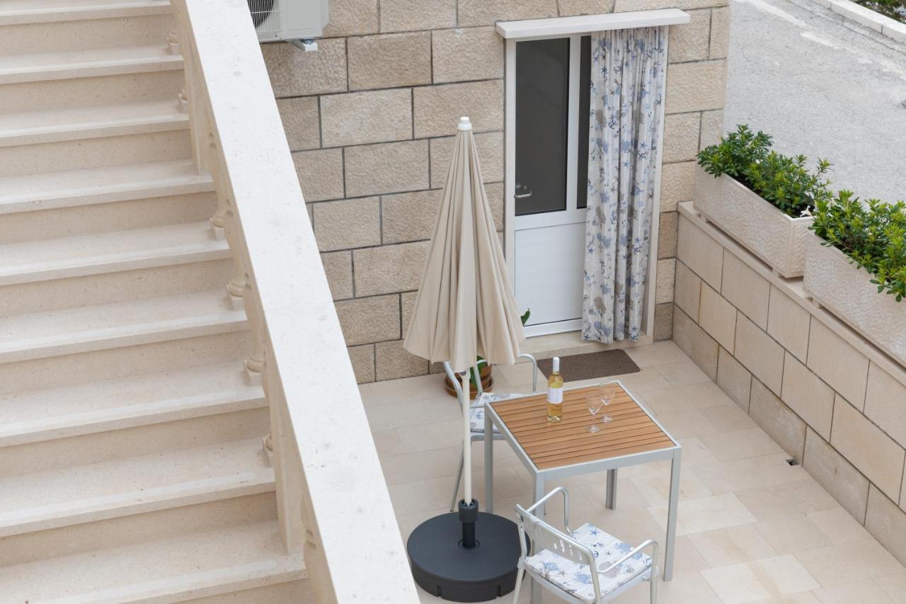Apartman Ruzica プチシャ エクステリア 写真